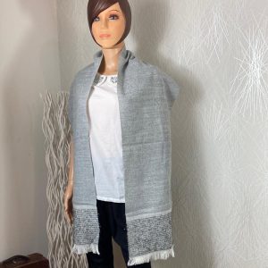 Écharpe chaude laine large gris argenté Articles de Paris