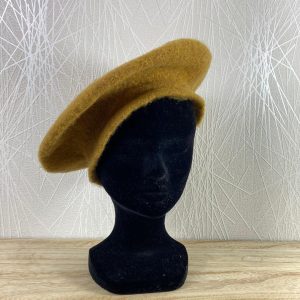 Béret jaune moutarde en laine Iaalice Ichi