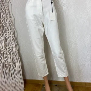 Jeans blanc 7/8 coupe droite 100% coton La Petite Etoile