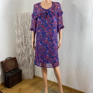 Robe marine fleurie manches courtes en voile modèle Irlauri Atelier Rêve