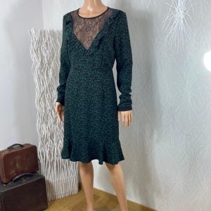 Robe doublée avec dentelle vert foncé manches longues volant Elli White