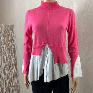 Pull rose asymétrique col cheminée empiècement chemisier blanc Made In Italy