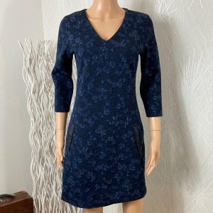 Robe coupe droite en tricot bleu marine argenté Le Singe de Julie