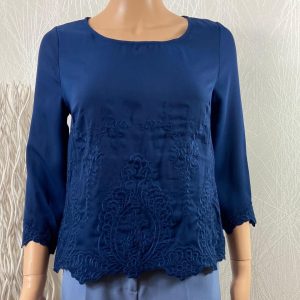 Blouse broderie bleue Cherry Paris
