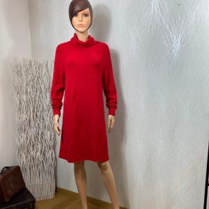 Robe pull rouge en tricot col roulé coupe droite Veneziano Carta Libera