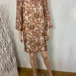 Robe légère 100 % soie manches 3/4  My Sunday Morning
