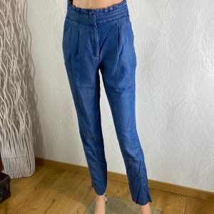 Jean tissu souple bleu taille haute coupe droite Naf Naf