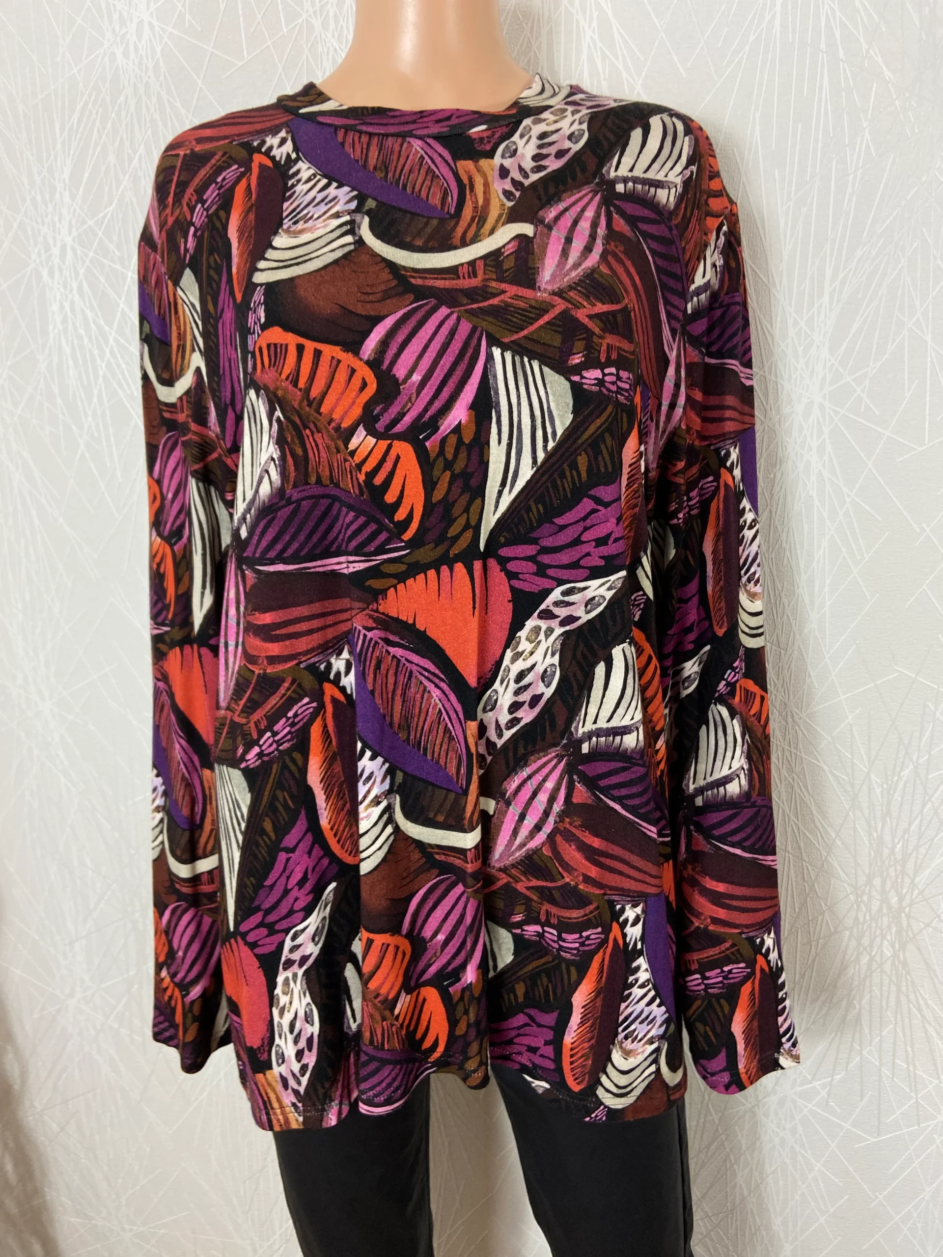 Blouse multicolore ras du cou manches longues coupe droite Gévana