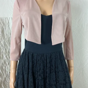 Boléro rose manches 3/4 Rinascimento