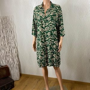 Robe courte ample col V plis manches 3/4 Made In Italy