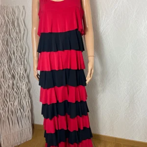 Robe longue rouge et noire à volants Edmond Boublil