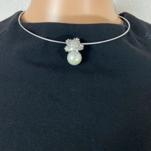 Collier cable ajustable semi rigide argent avec perle et strass étoile