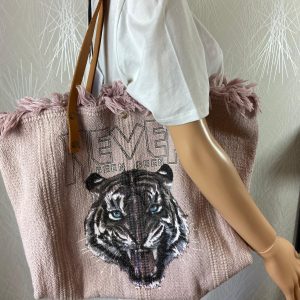 Sac à main avec anses coton rose pâle avec franges motif tête de tigre  Folle