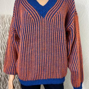 Pull col V rayé bleu orange ample bords côtelés laine alpaga Les Impatientes