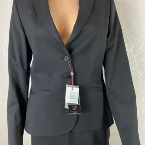 Veste blazer noire femme style business Modern GREIFF