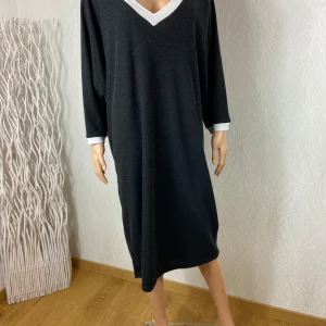 Robe noire échancrée près du corps manches 3/4 grande taille Edmond Boublil