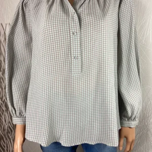 Blouse coton coupe droite col tunisien vert pastel Peppercorn