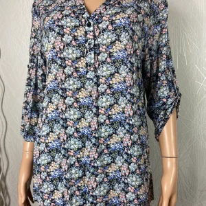 Blouse fluide à fleurs manches 3/4 F. D. Joseph