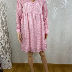 Robe doublée rose manches longues volants Suzzy & Milly