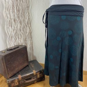 Jupe longue noire motif turquoise coupe évasée Aller Simplement