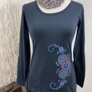 Pull noir 100% coton doux motifs brodés style ethnique Aller Simplement