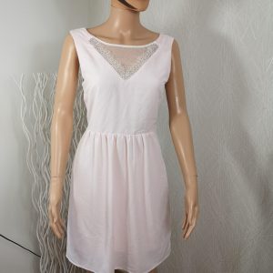 Robe de soirée rose poudré dentelle broderie dos nu Naf Naf