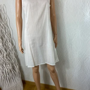 Nuisette en coton blanc bretelles réglables La Fiancée