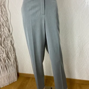 Pantalon habillé gris taille élastique coupe droite Ulla Popken