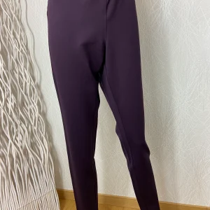 Pantalon violet confortable slim taille haute élastique Sélection Ulla Popken