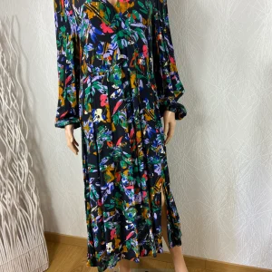 Robe longue cache coeur à motifs fleuris Ihceliva Flower Ichi