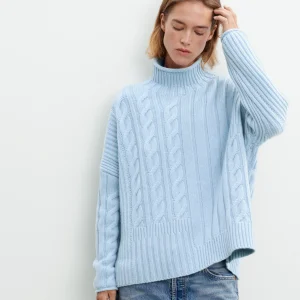 Col montant à torsades