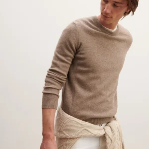 Pull col rond finitions en côtes