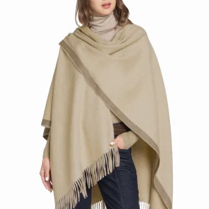 100% CASHMERE 2-TONE WOVEN CAPE. D-26583/15