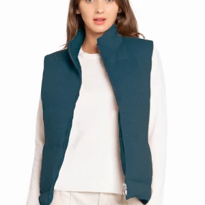 WOMEN'S 100% WOVEN CASHMERE VEST. D-26586/43SM