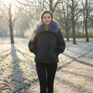 Riche | Veste femme matelassée en coton à col en fourrure