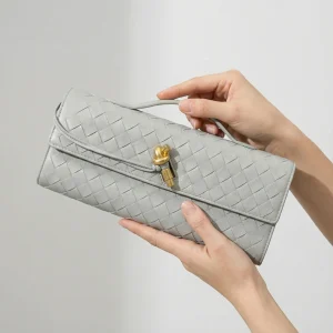 Riche | Sac pochette femme en cuir