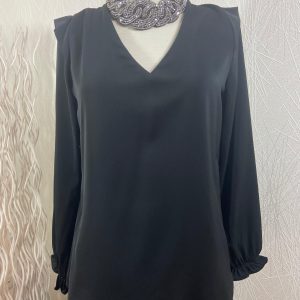 Blouse noire fluide dos avec dentelle Unika Paris