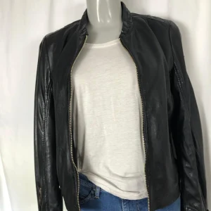 Veste cuir doublée femme coupe slim col officier de Gipsy