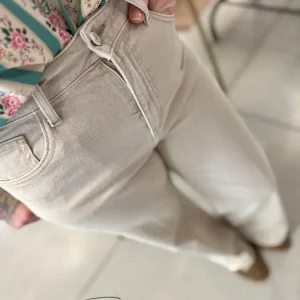 Jean Vienna • Taupe